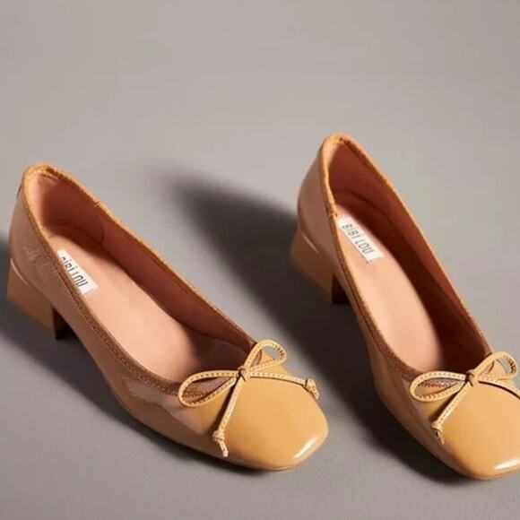 Bibi Lou Suzy Heeled Patent Ballet Pumps in Camel Size 40 / 9.5 US New in Box - Picture 1 of 10